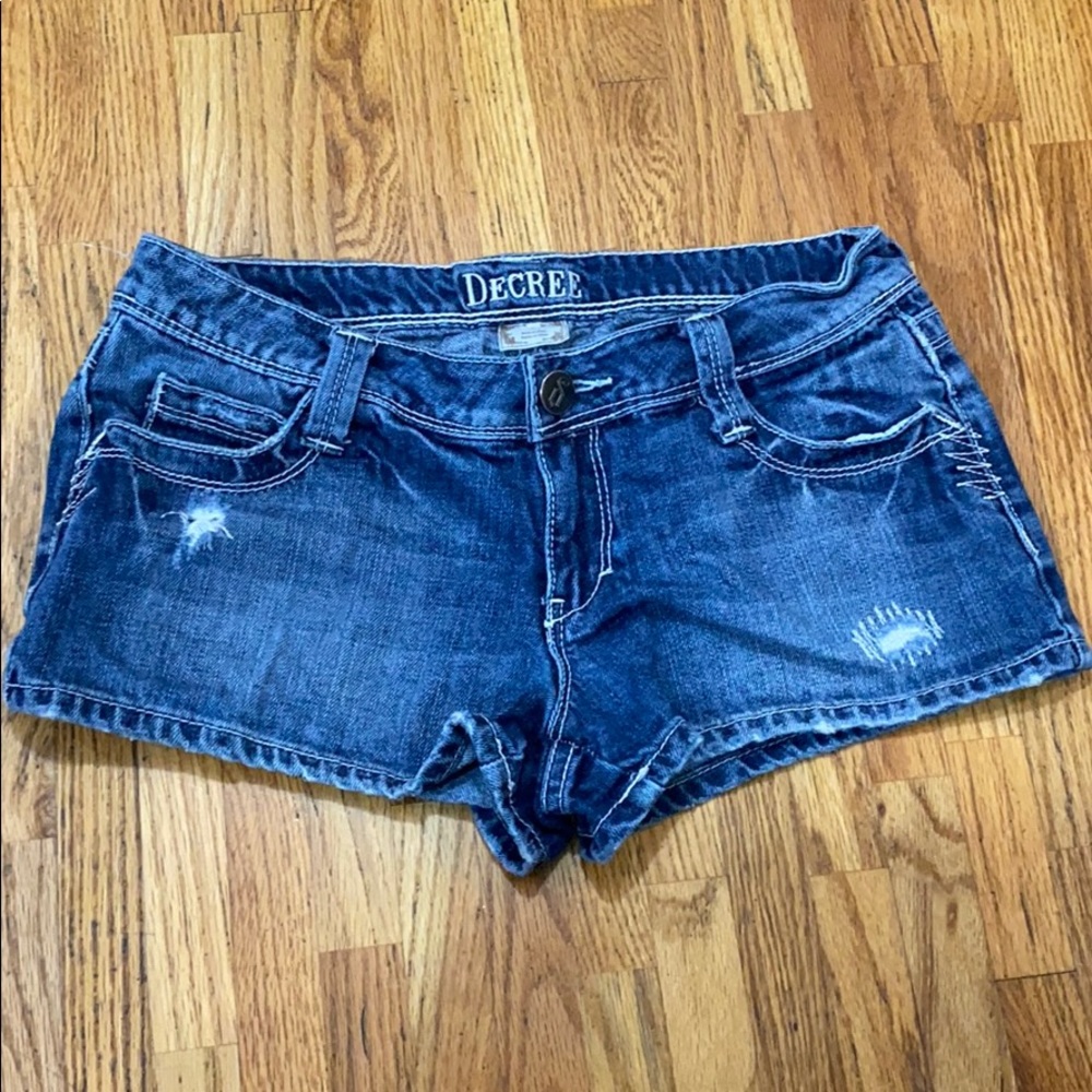 Decree Jean Shorts